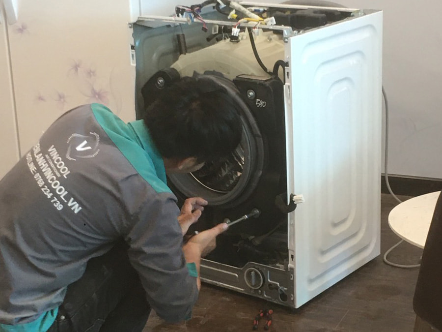 Dịch vụ sửa máy giặt quận Tân Phú của VinCool có mặt trong 30 phút