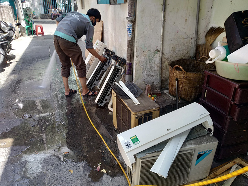 dịch vụ vệ sinh máy lạnh quận Bình Thạnh