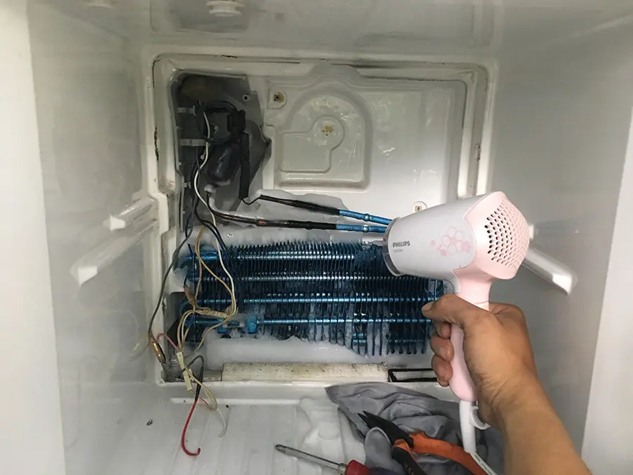 Lỗi thường xảy ra và cách sửa tủ lạnh bị ngập nước