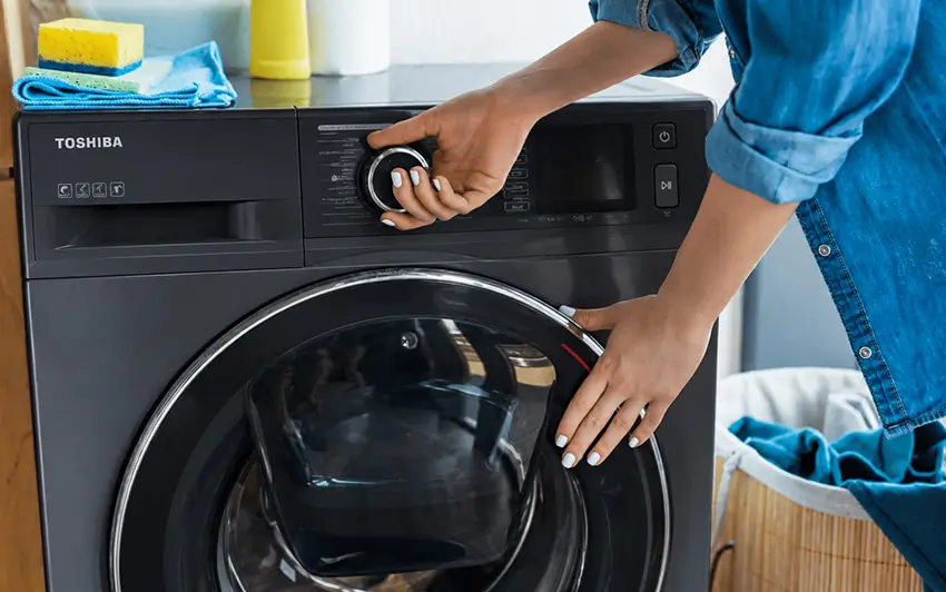 Máy đang giặt thì tắt nguồn đột ngột