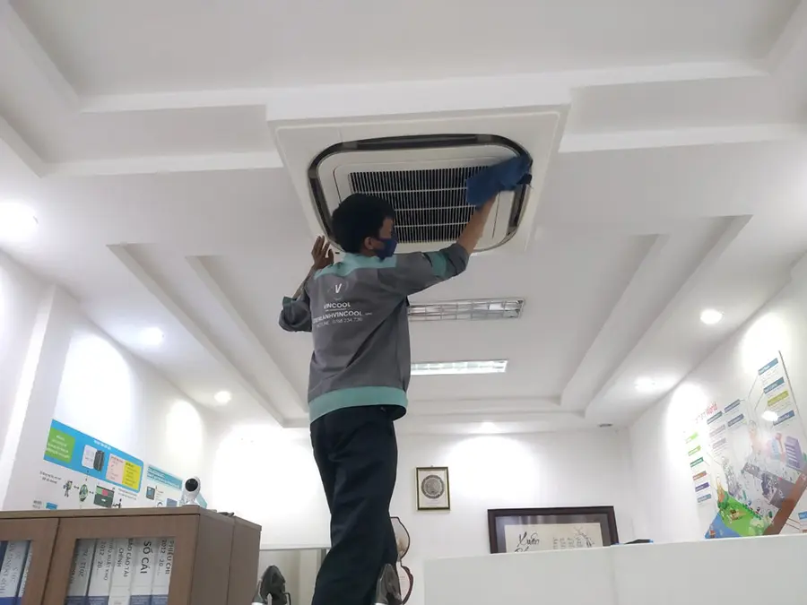 Cách vệ sinh máy lạnh treo tường và máy lạnh âm tường