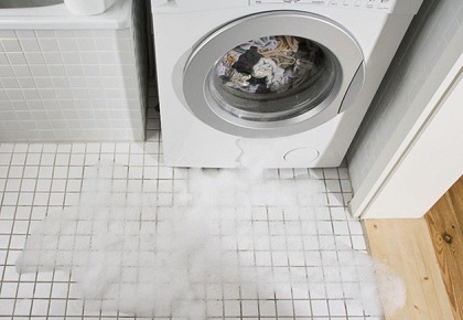 Nguyên nhân và cách sửa máy giặt bị tràn nước