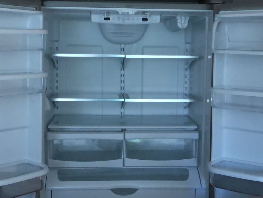 Tủ lạnh không sáng đèn gây nhiều bất tiện khi sử dụng tủ lạnh
