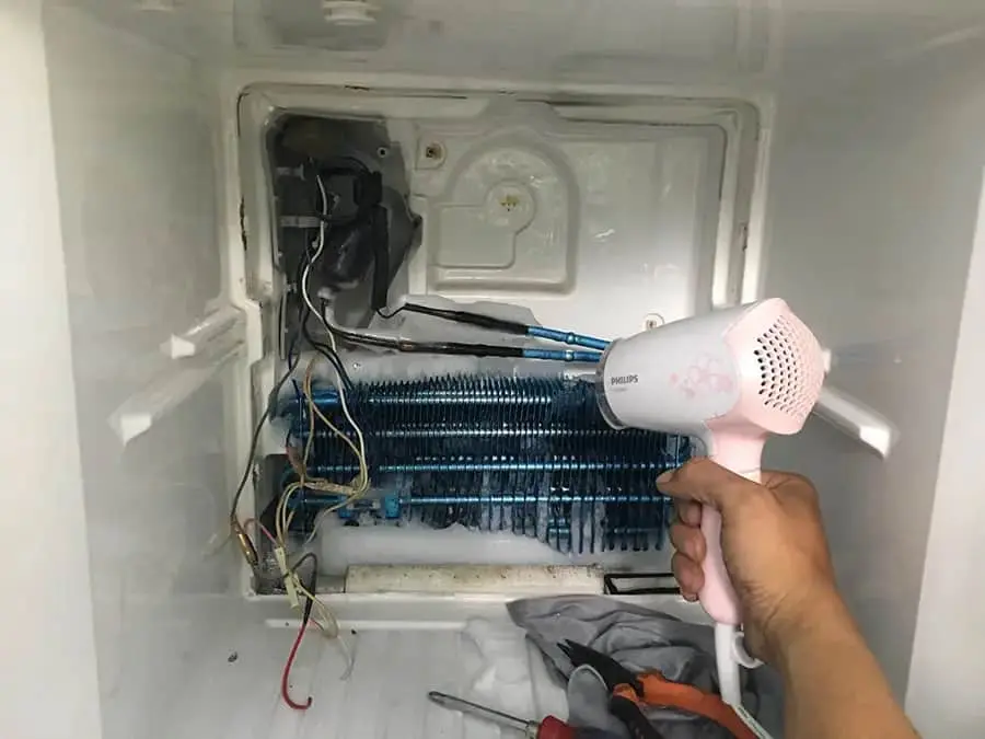 Điện lạnh Vincool sửa tủ lạnh Panasonic bị đóng tuyết