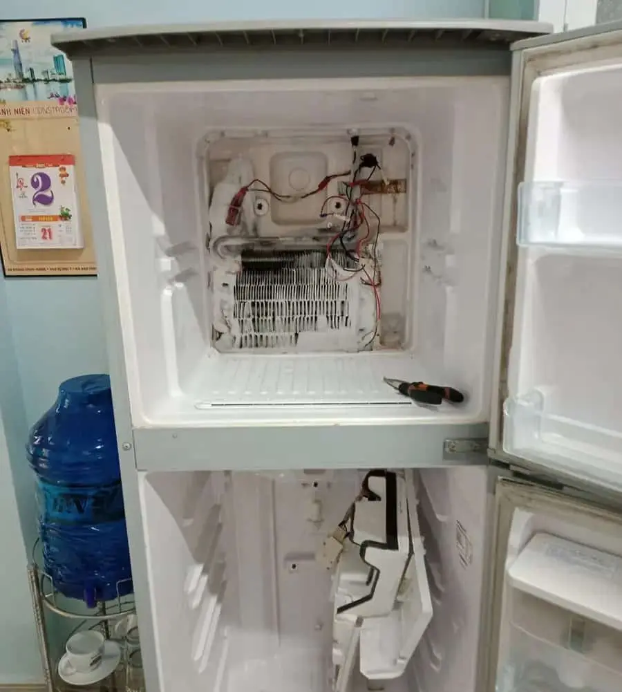 Điện lạnh Vincool giúp bạn sửa tủ lạnh Sharp kể cả những hư hỏng nghiêm trọng