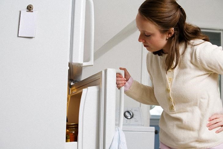 Đèn tủ lạnh không sáng: Nguyên nhân và cách khắc phục nhanh chóng
