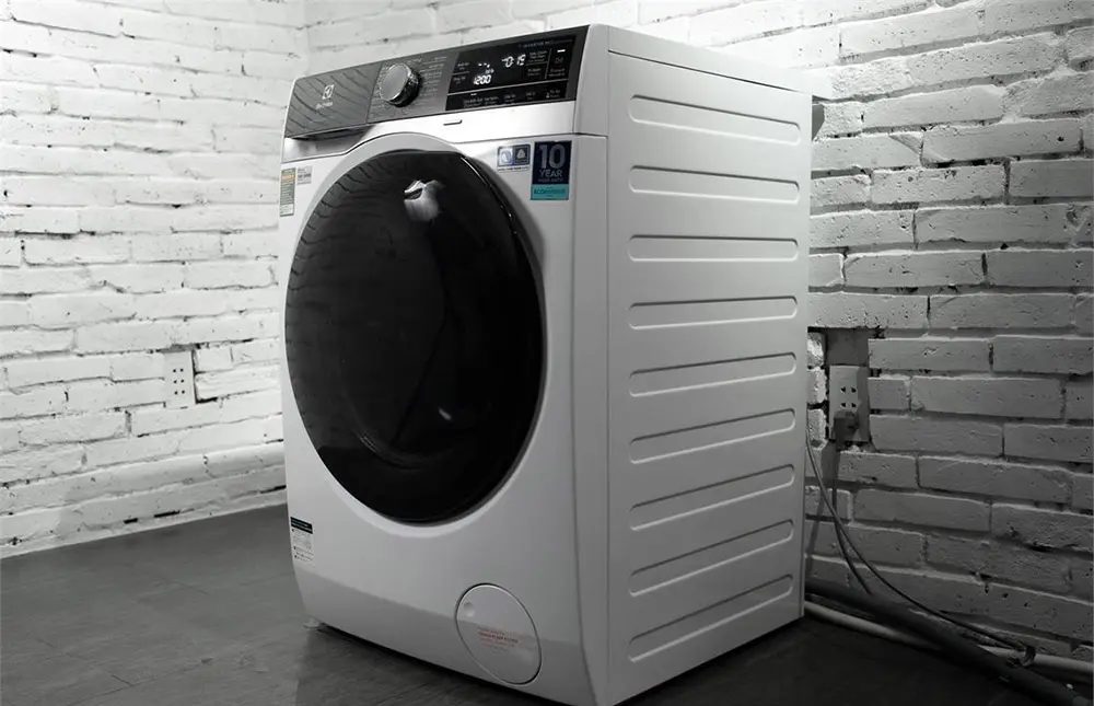 Máy giặt Electrolux không vắt do cửa máy giặt chưa đóng kín