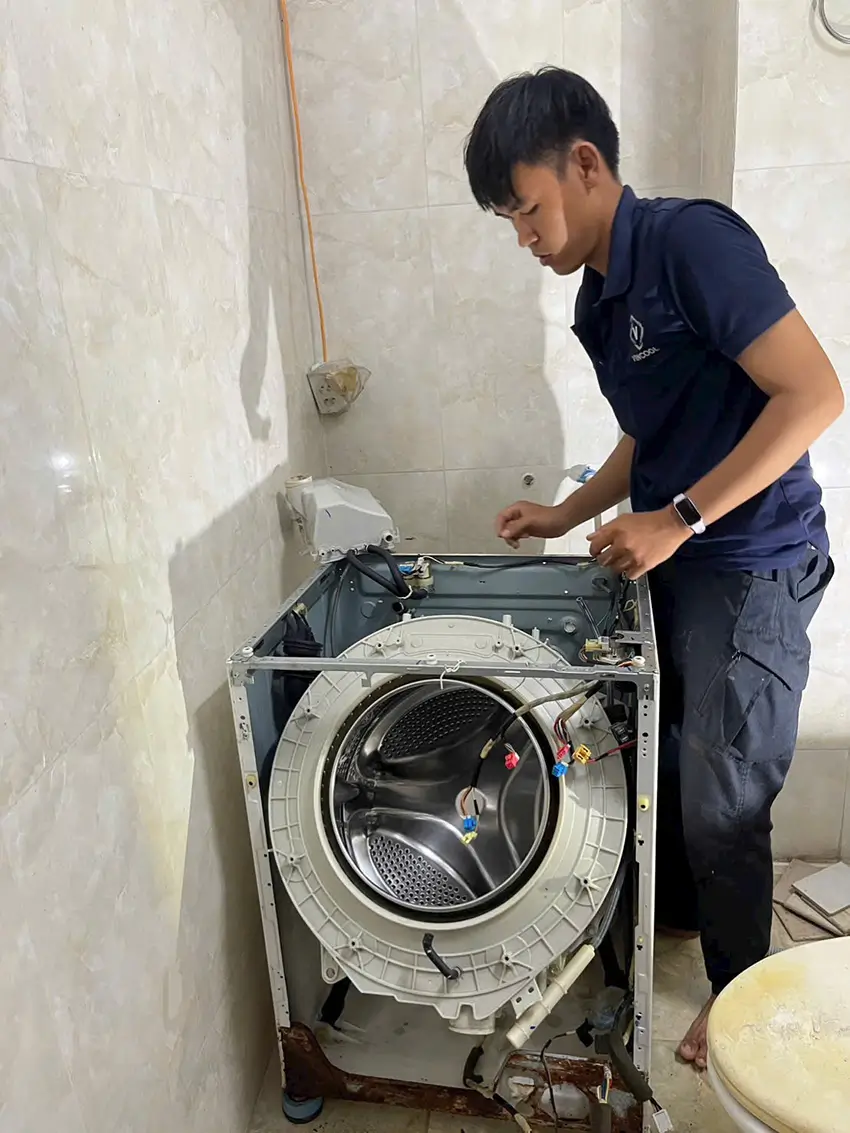 Dịch vụ vệ sinh máy giặt uy tín và nhanh chóng của Điện lạnh Vincool