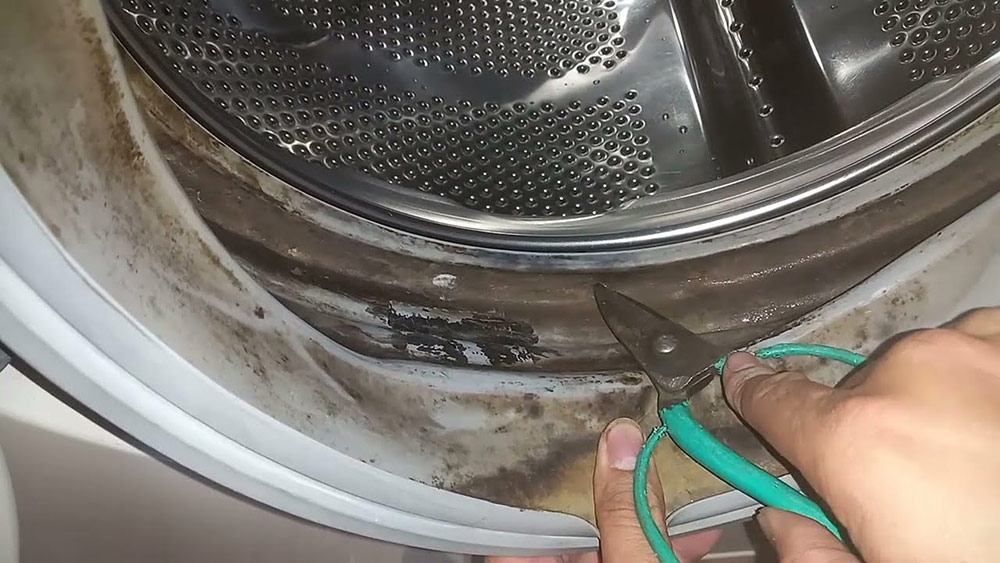 Các dấu hiệu cần gọi thợ vệ sinh máy giặt chuyên nghiệp