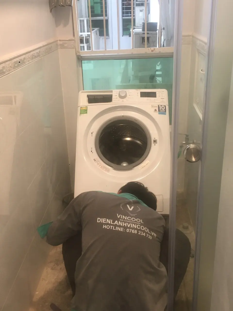 Dịch vụ vệ sinh máy giặt Electrolux tận nơi chuyên nghiệp và uy tín