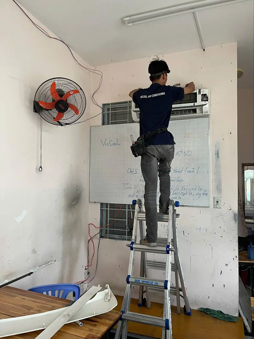 Sửa máy lạnh quận 11 – thợ tới trong 30 phút, kiểm tra miễn phí Dịch vụ sửa máy lạnh quận 11 tại Vincool rõ ràng và uy tín
