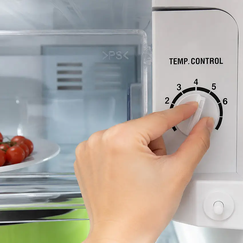 Nguyên nhân phổ biến nhất khiến tủ lạnh không lạnh là đo cài sai mức nhiệt độ và chế độ