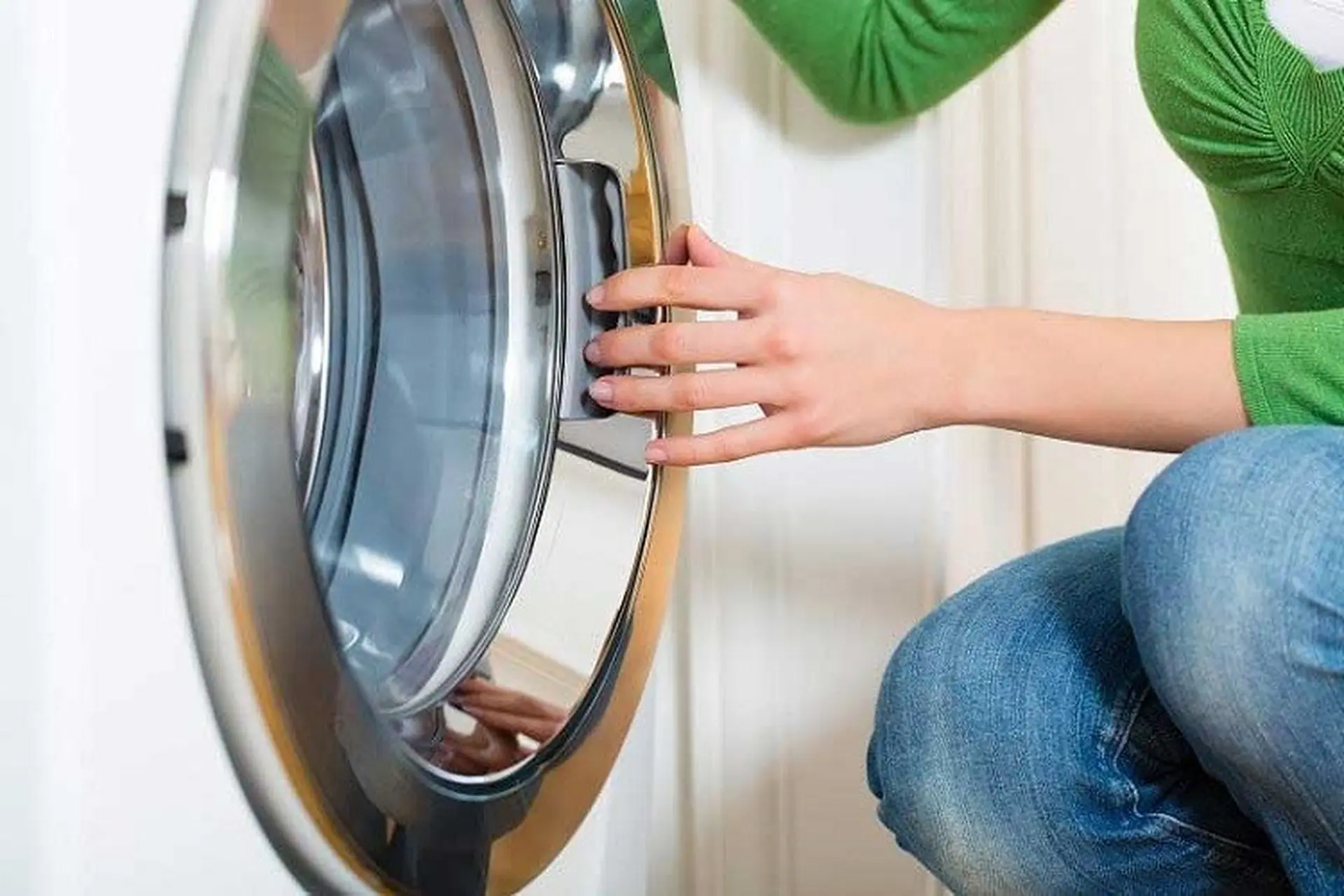 Bao lâu nên tự vệ sinh máy giặt tại nhà một lần?