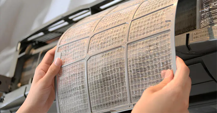 Máy lạnh LG không lạnh do dàn lạnh bám bụi