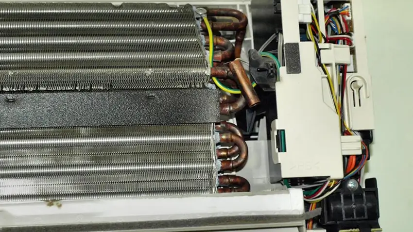 Tại sao máy lạnh không lạnh? Nguyên nhân và cách khắc phục nhanh Ngoài những yếu tố trên, còn có nhiều vấn đề mang tính kỹ thuật phức tạp