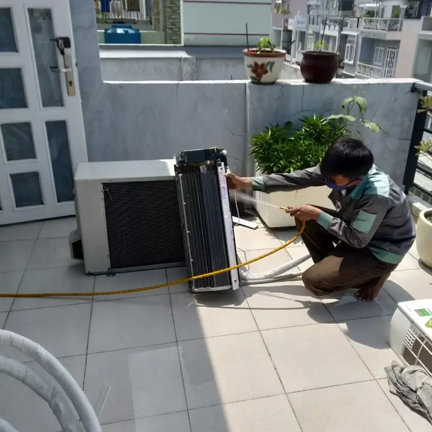 Sửa máy lạnh LG: nguyên nhân hư hỏng và cách xử lý Vệ sinh máy lạnh LG định kỳ