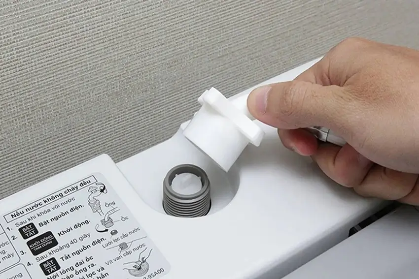 Vị trí lưới lọc van cấp nước máy giặt