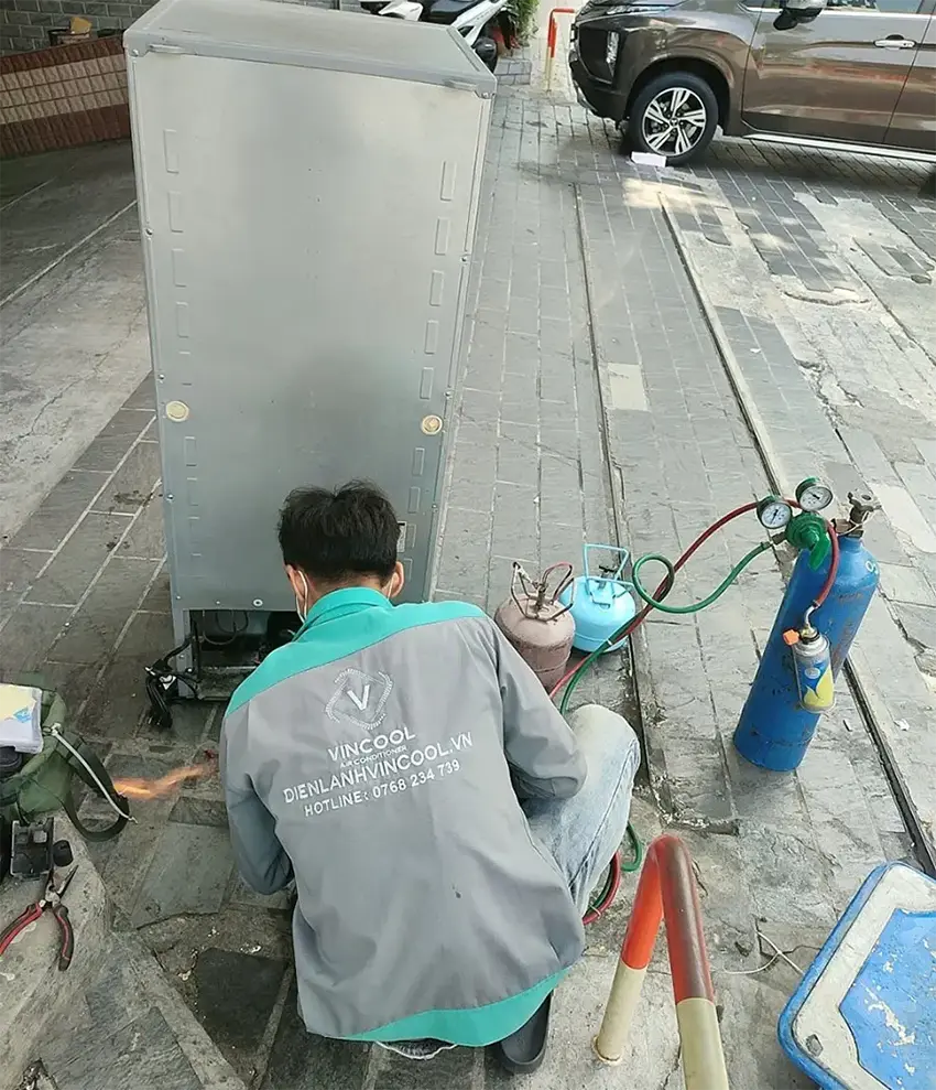 Sửa tủ lạnh quận Bình Tân nhanh chóng, có mặt sau 30 phút