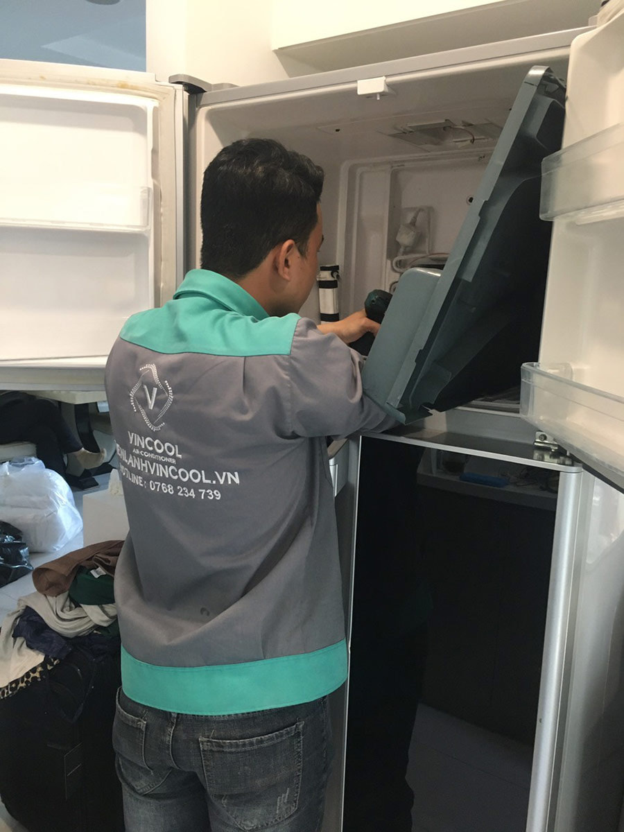 Vincool - Tiếp nhận thông tin từ khách hàng và điều phối thợ gần trong khu vực