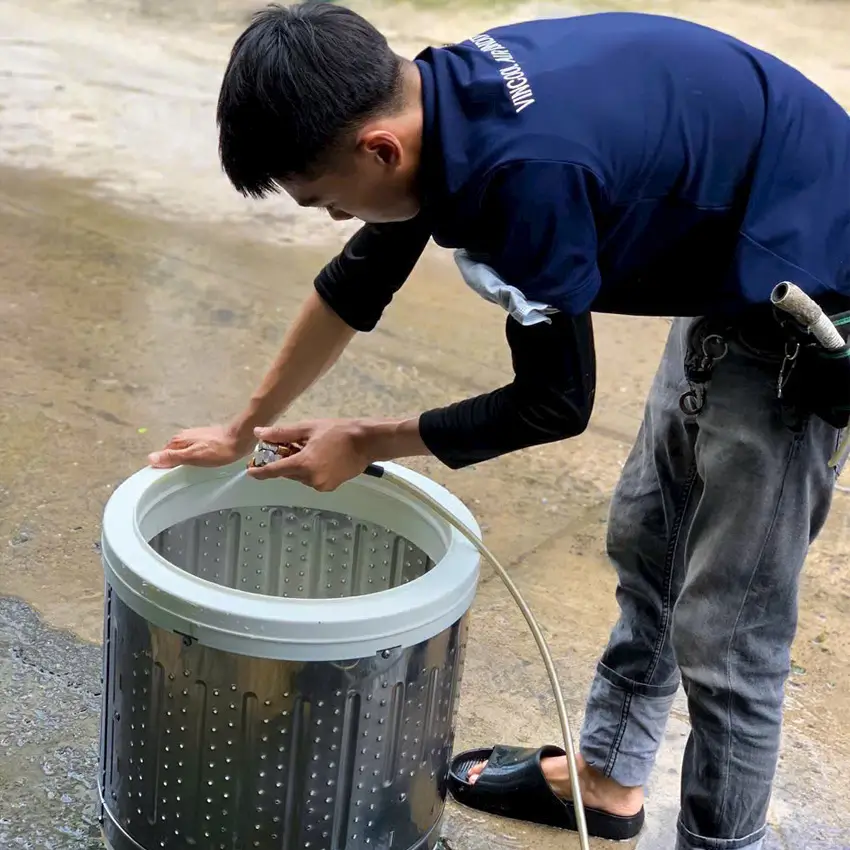 Vệ sinh máy giặt quận Phú Nhuận có mặt tận nơi trong 30 phút Dịch vụ vệ sinh máy giặt quận Phú Nhuận tại Điện lạnh Vincool được nhiều khách hàng tin chọn