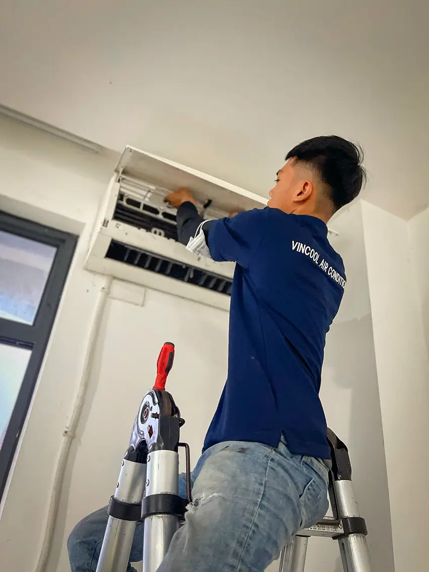 Dời máy lạnh giá bao nhiêu? Bảng giá mới nhất hiện nay