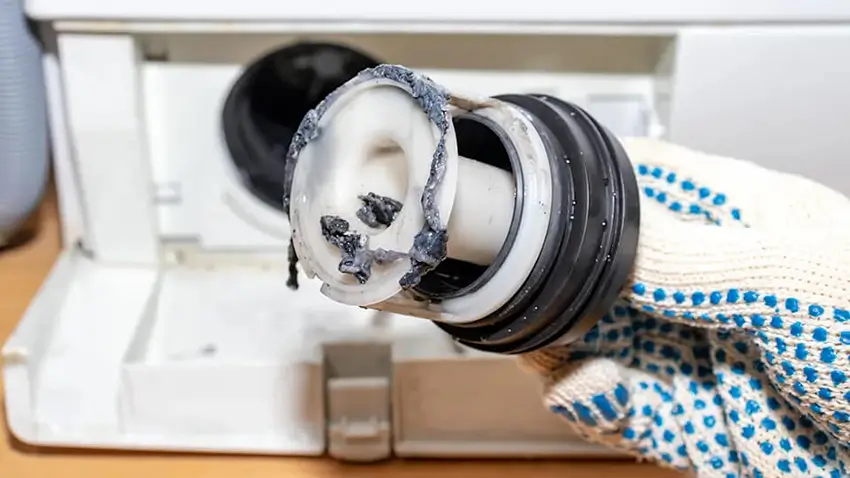 Bộ lọc bơm xả "điểm đen" thường xuyên gây ra lỗi OE máy giặt LG