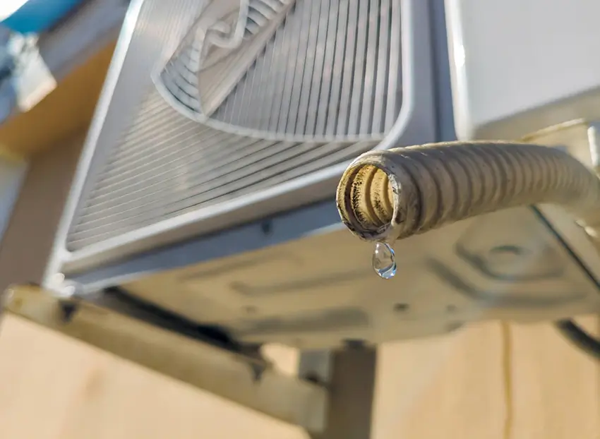 Vị trí ống thoát nước máy lạnh đúng chuẩn giúp tránh chảy nước và hư hỏng
