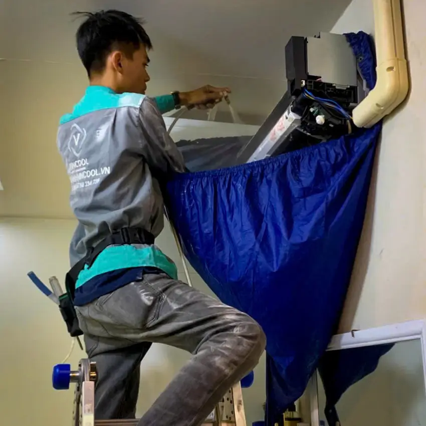 Dịch vụ vệ sinh điều hòa đến từ Điện lạnh Vincool