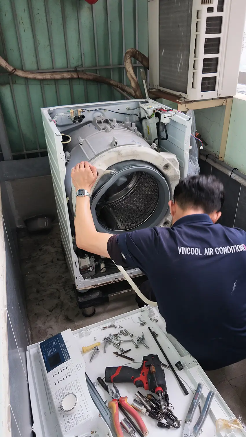 Vệ sinh máy giặt quận 8 tận tậm, có mặt trong 30 phút